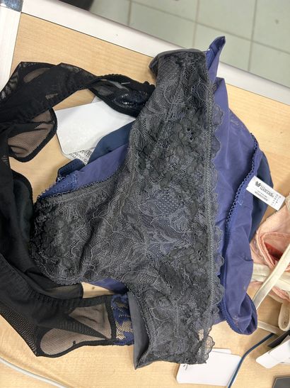 Lot de quatre culottes Taille S
Lot de quatre...