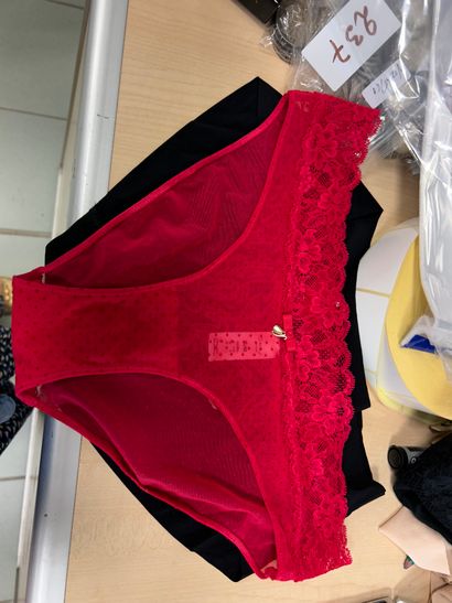 Lot de quatre culottes Taille XL
2 WACOA...