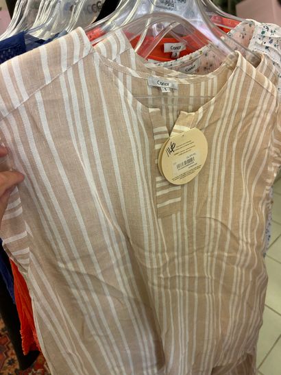 lot de vêtement d'été de 21 pièces de marque...