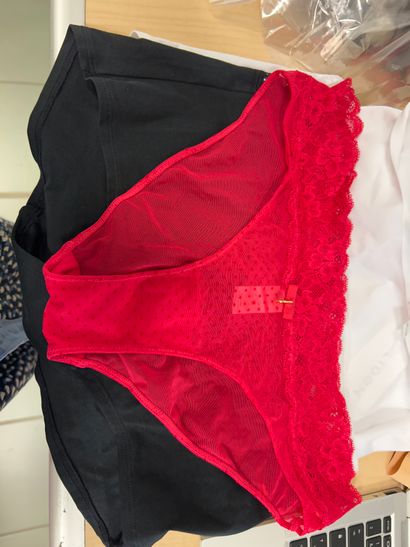 Lot de quatre culottes Taille L
JOLIDON
...