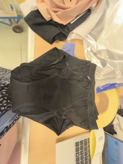 Lot de cinq culottes Taille S
4 SLOGGI
J...
