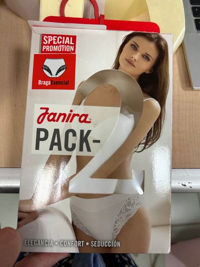 Lot de 7 culottes Taille M
JANIRA