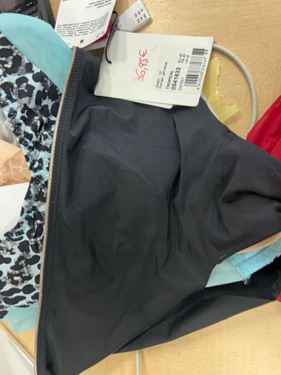 Lot de quatre culottes Taille 40
EMPREINTE
PRIMA...