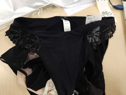 Lot de quatre culottes taille
42
MARIE J...