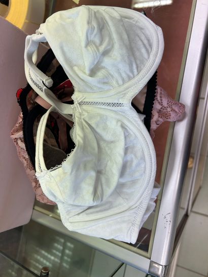 Lot de 3 soutien-gorges Taille 75E
2 Prima...