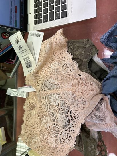 Lot de quatre culottes Taille 38
2 prima...