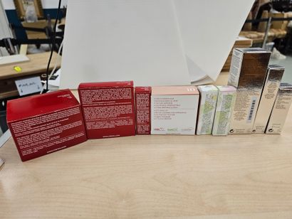 CLARINS poudre multi-éclat et transparent...