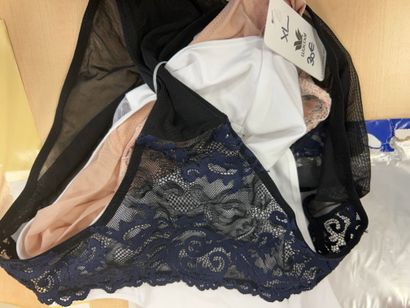 Lot de trois culottes Taille XL
WACOAL
W...