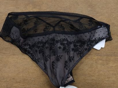 Lot de quatre culottes Taille S
2 WACOAL...