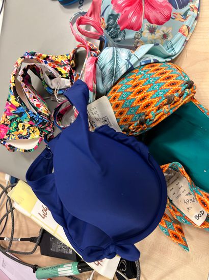LINGA DORE BEACH
4 hauts de maillot taille...