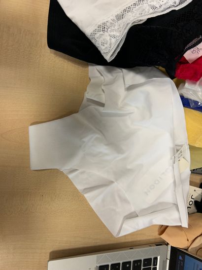 Lot de quatre culottes Taille L
JOLIDON
...