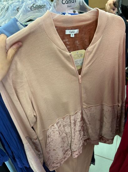 lot de vêtement d'été de 21 pièces de marque...