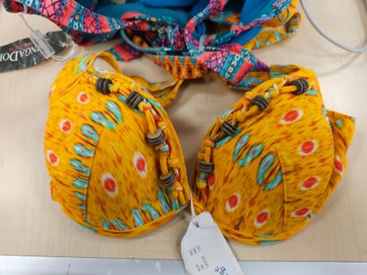 LINGA DORE BEACH
4 hauts de maillot taille...