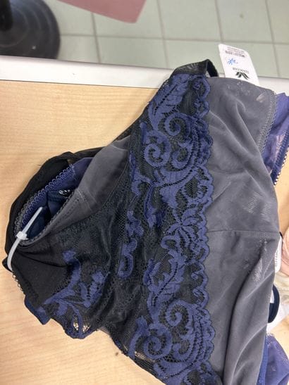 Lot de quatre culottes Taille S
Lot de quatre...