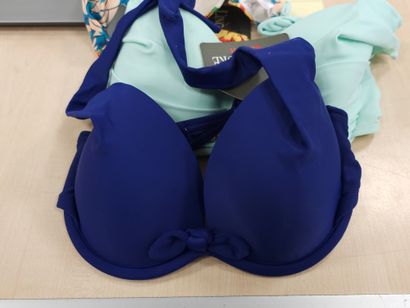LINGA DORE BEACH
3 hauts de maillot taille...