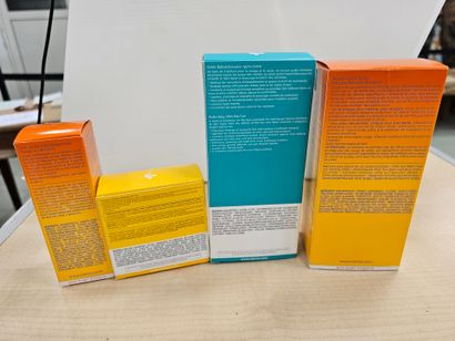 CLARINS Baume apres soleil auto bronzant...