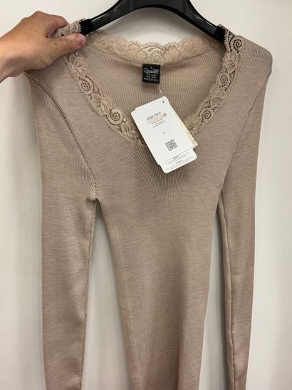Lot 3 T-shirt manches longues en soie naturelle...