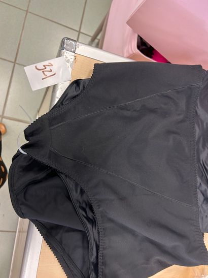 Lot de deux culottes taille 52
WACOAL