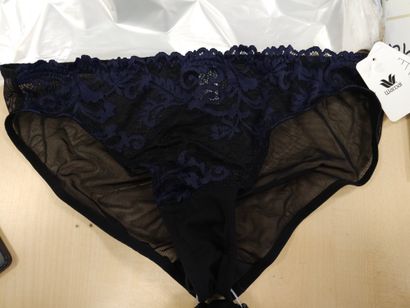 Lot de quatre culottes taille
L
WACOAL