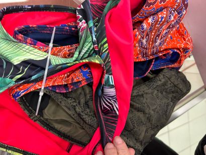 LINGA DORE BEACH et PRIMA DONNA
4 bas de...