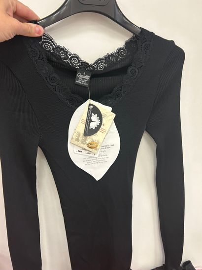 Lot 3 T-shirt manches longues en soie naturelle...