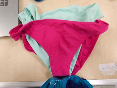 CANAT
2 peignoirs taille M