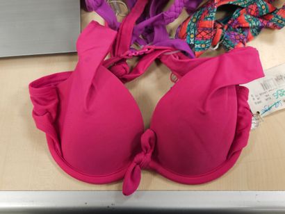LINGA DORE BEACH
3 hauts de maillot taille...
