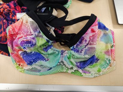 PRIMA DONNA
1 haut de maillot taille 105D
CHARMLINE
1...