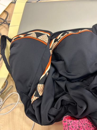 CHARMELINE 
Maillot de bain 1 pièce 44 D
LINGA...