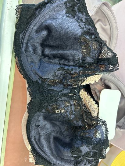 Lot de 3 soutien-gorges Taille 75E
2 WAC...