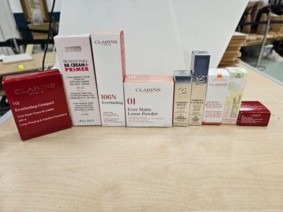 CLARINS 113 teinte haute tenue et confort...