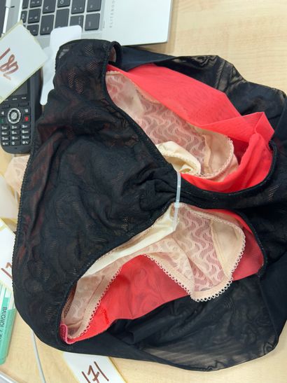 Lot de quatre culottes Taille M
WACOAL
W...