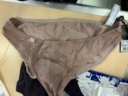 Lot de trois culottes Taille 44
TRIUMPH
PRIMA...