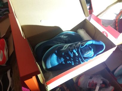 saucony taille 32