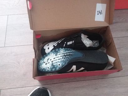new balance taillé 44
crampon