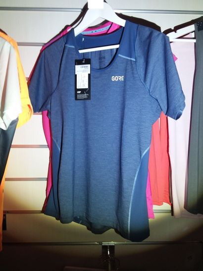 trois t-shirts femme taille L