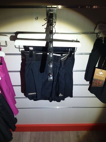 4 shorts taille L