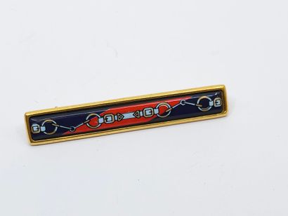 HERMES
BROCHE en métal doré émaillée, à décor...