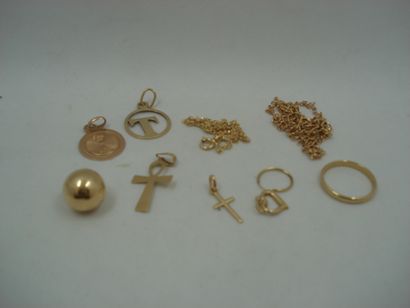 4 Pendentifs Or 18kt 4,57g 1 Bracelet Or...