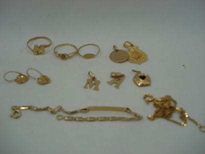3 Bagues Or 18kt 2,90g 1 Bracelet Or 18kt...
