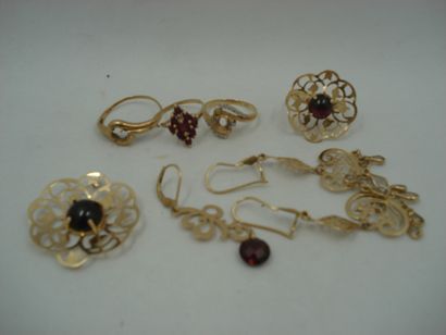 1 Paire Boucles Or 18kt et pierres 5,63 g...