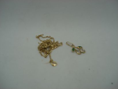 1 Pendentif Or 18kt et pierres 1,08 g 1 Chaîne...