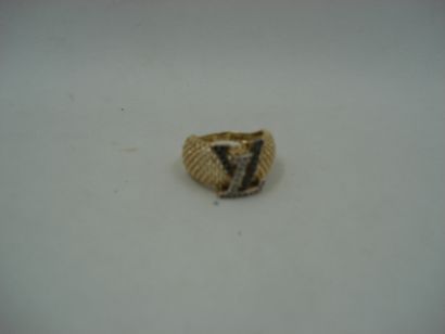 1 Bague Or 18kt et pierres 5,66g 