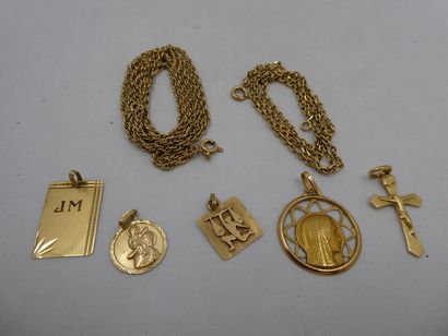 4 Pendentifs Or 18kt 5,30g 1 Croix Or 18kt...