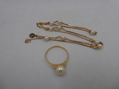 1 Collier Or 18kt et perles 4,74g fermoir...