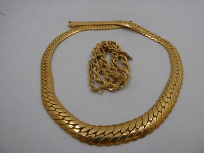 1 Collier Or 18kt 33,04g 1 Collier Or 18kt...