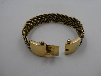 1 Bracelet Or 18kt et divers 49,14g 