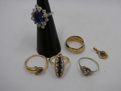 1 Bague Or 18kt pierres et diamants 4,52g...