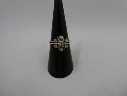 1 Bague Or gris 18kt et pierres 3,00g 