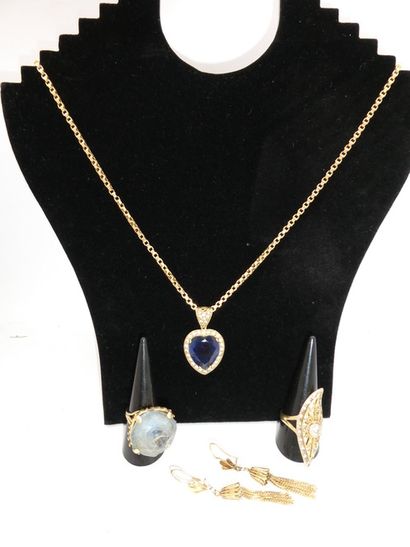 2 Bagues Or 18kt et pierres 25,90g 1 Paire...